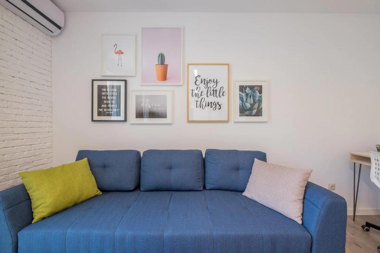 Quiet & Airy Modern Apt. Top Centre Free Parking Софія Екстер'єр фото