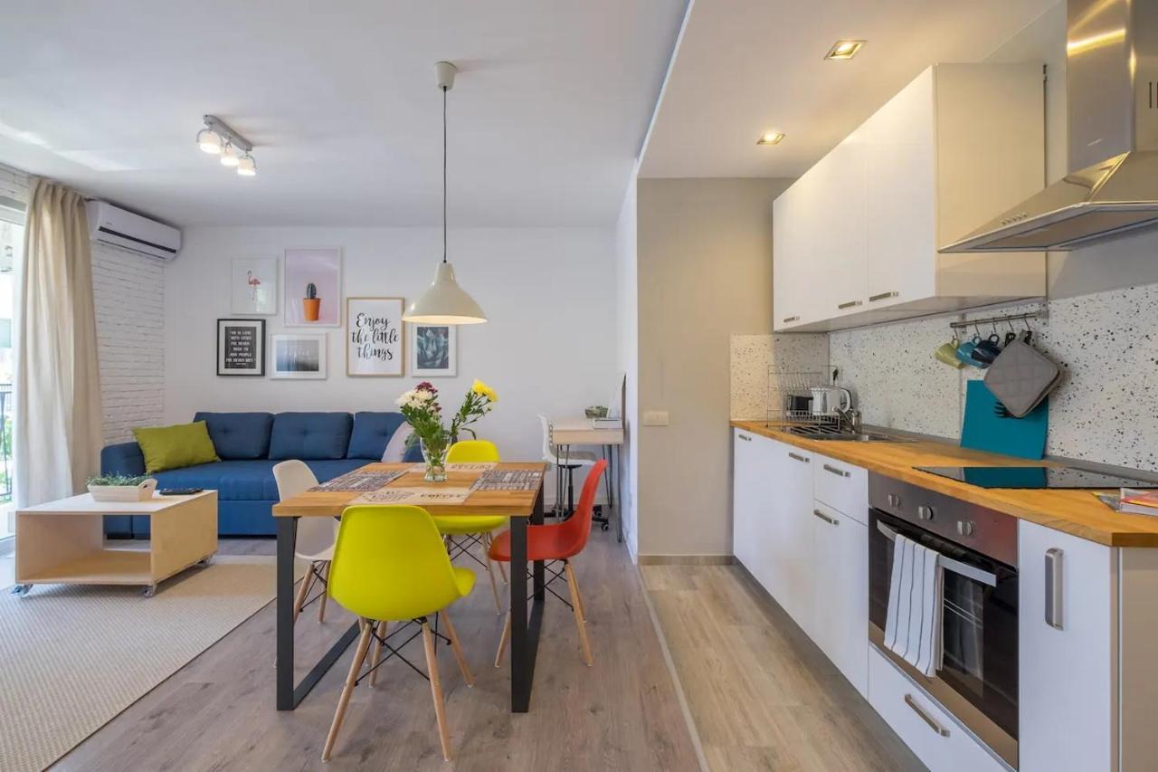 Quiet & Airy Modern Apt. Top Centre Free Parking Софія Екстер'єр фото