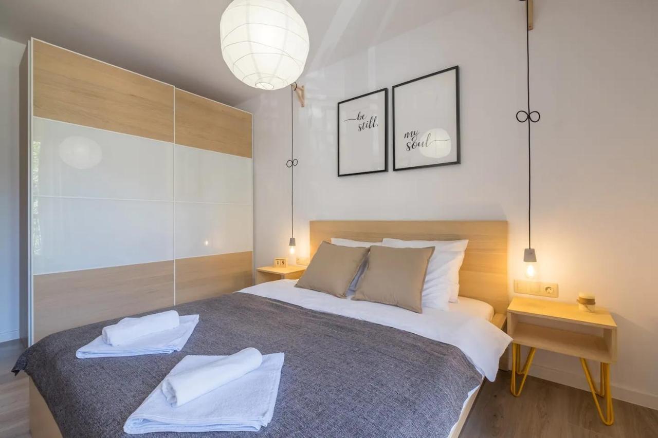Quiet & Airy Modern Apt. Top Centre Free Parking Софія Екстер'єр фото