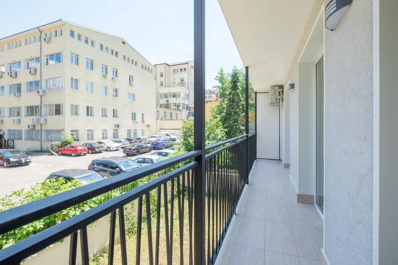 Quiet & Airy Modern Apt. Top Centre Free Parking Софія Екстер'єр фото